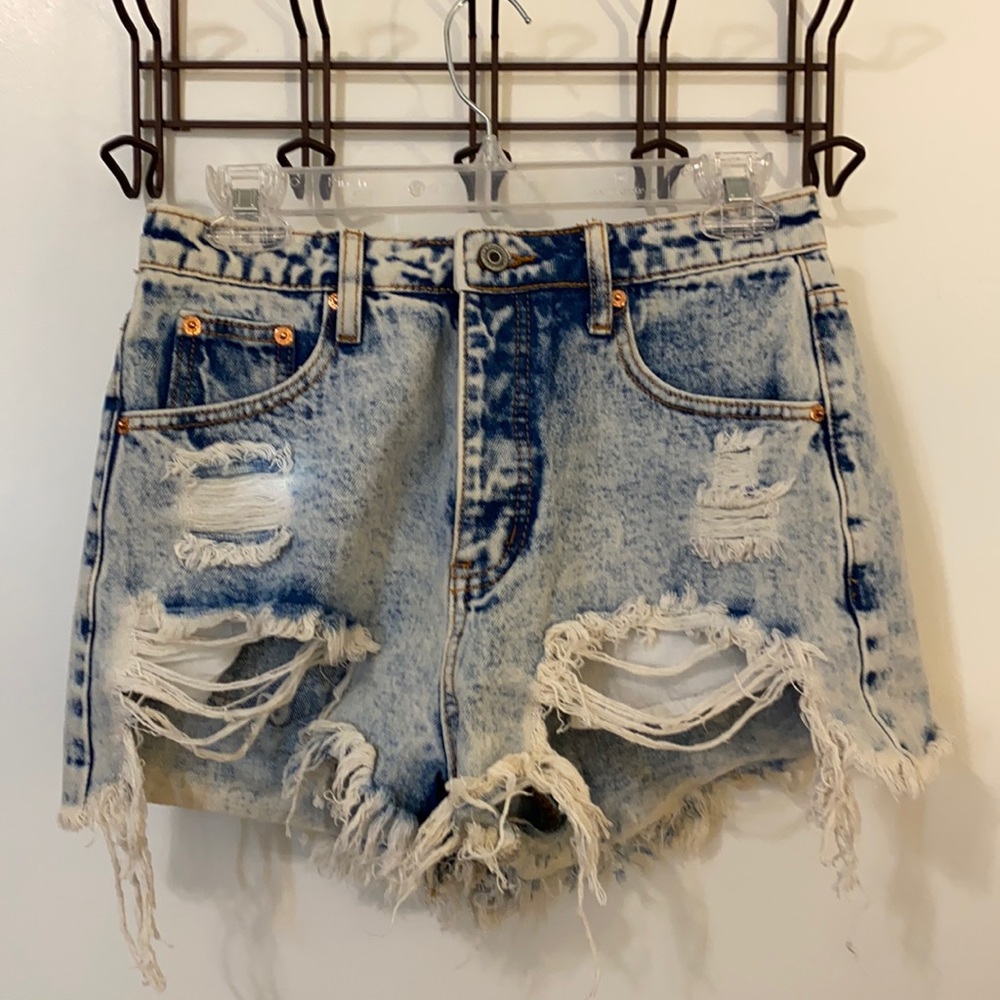 Hi rise cut off distressed denim jeans sz Med NWT